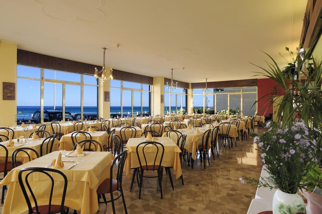 Hotel Bristol ライグエーリア エクステリア 写真